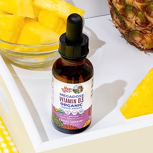 MaryRuth's D3 liquid drops base with MCT oil texture