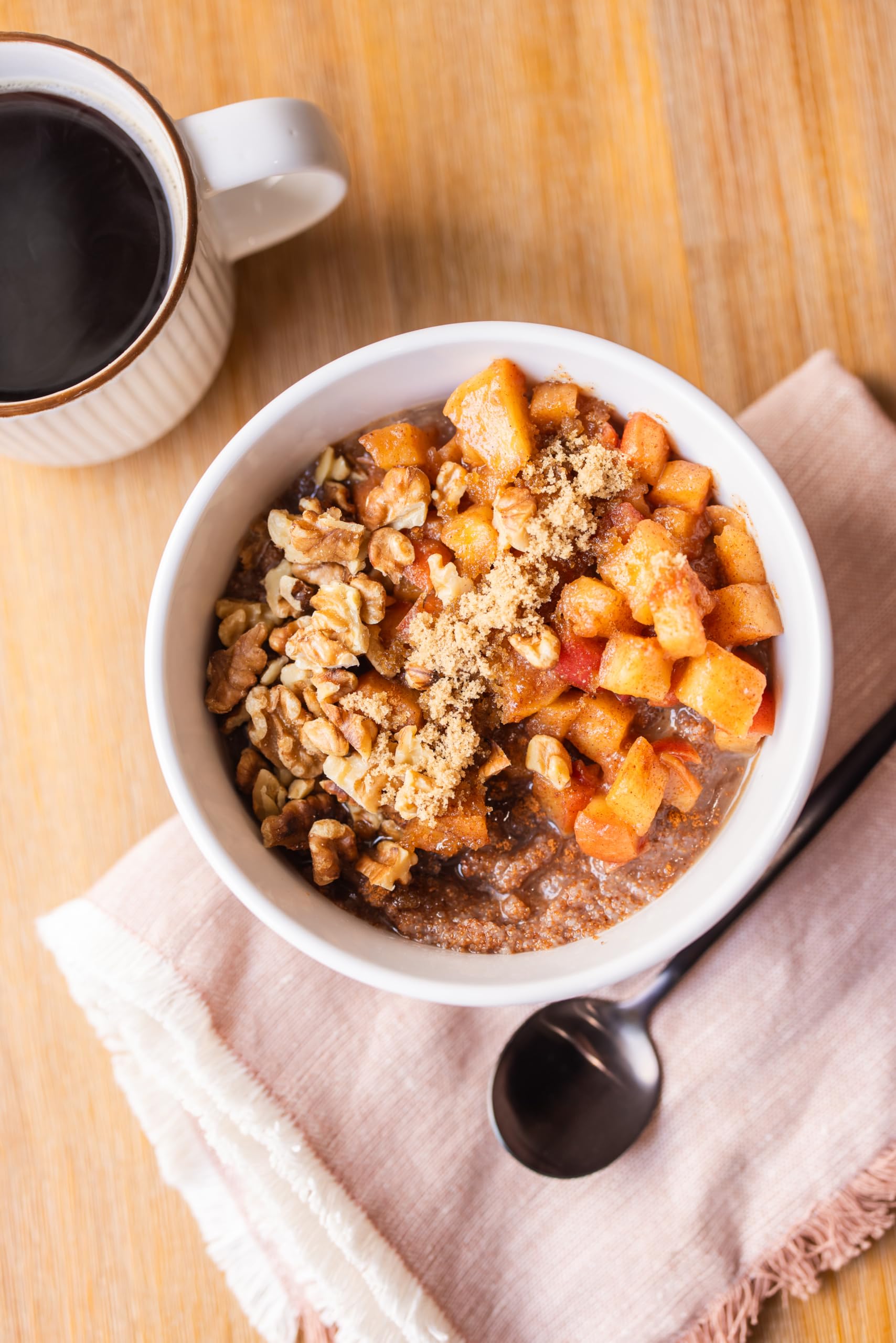 Maskal Teff grain with measuring cup emphasizes high fiber and protein in meals.