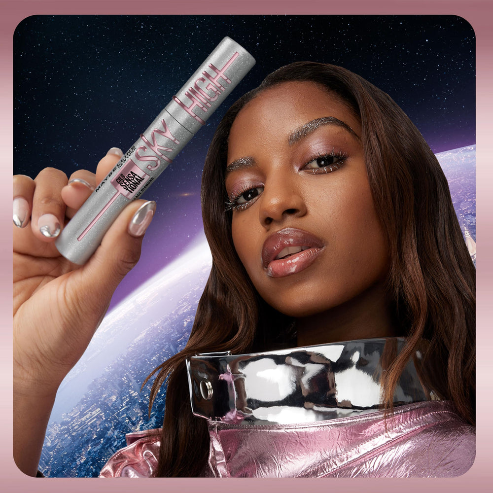 Maybelline Holiday Set box emphasizes versatile lash duo packaging.