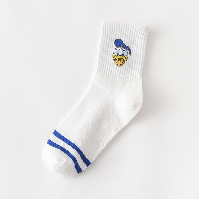 Mayyatt Daily-use pair close-up, showcasing comfortable, all-day wear potential.