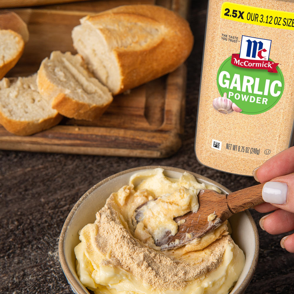 McCormick Garlic Powder in soup or broth enhances aroma.