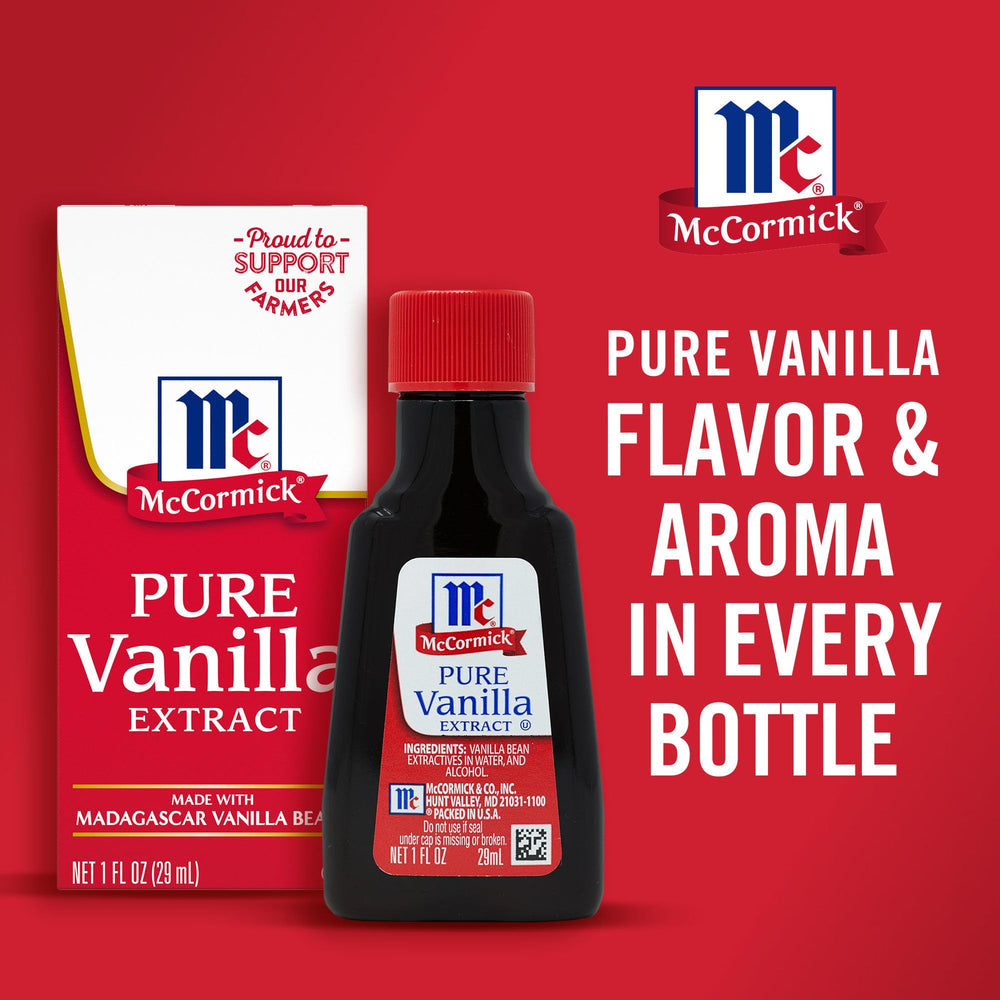 Close-up of Madagascar vanilla beans with vanilla extract flavor.