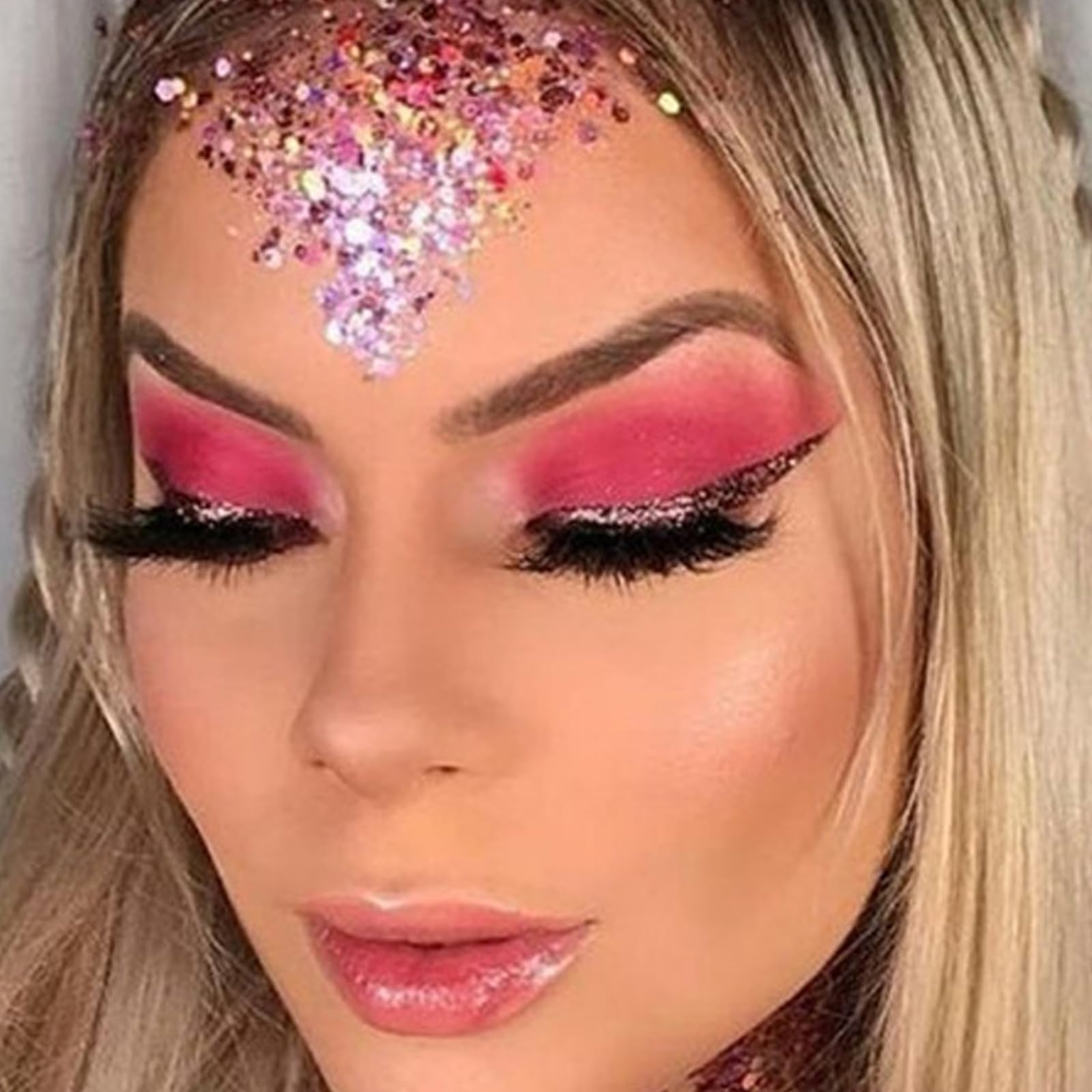 MEICOLY Valentine Pink glitter for shoulders delivers radiant glow