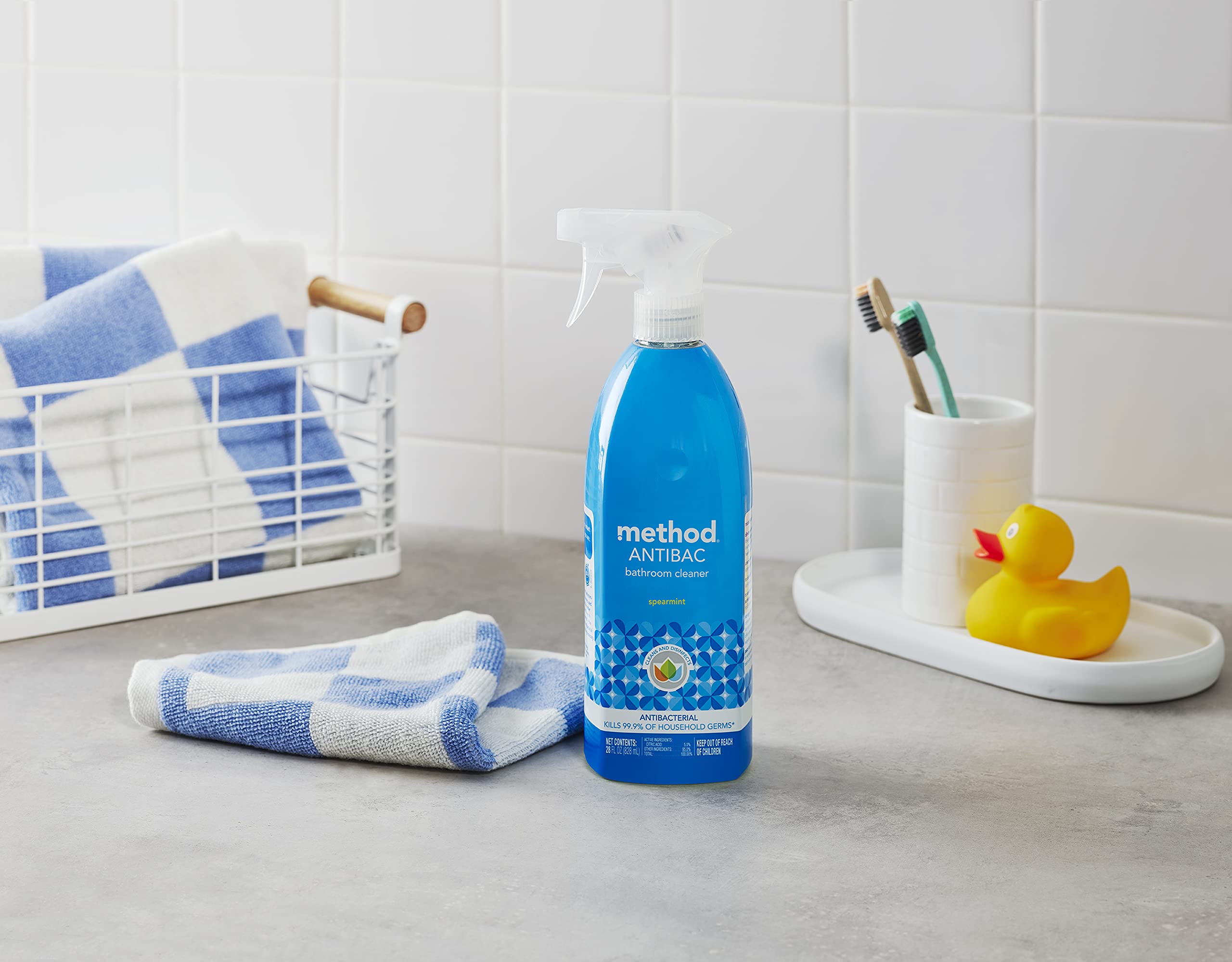 Method antibacterial bathroom cleaner spearmint toilet bowls restore shine.