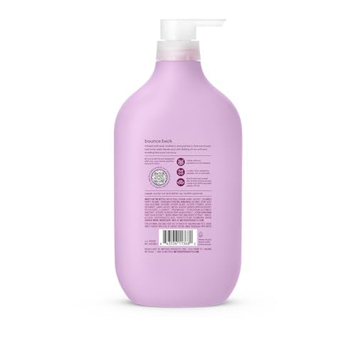 Method Berry Balance foam forms a rich lather for moisturized skin each use