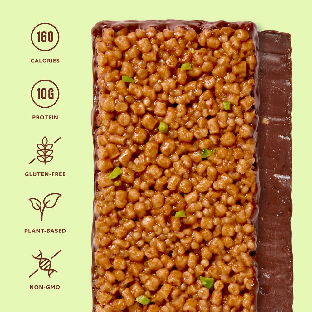 Mezcla Puff Crispy Bar ingredient closeup; pea crisps and quinoa base.
