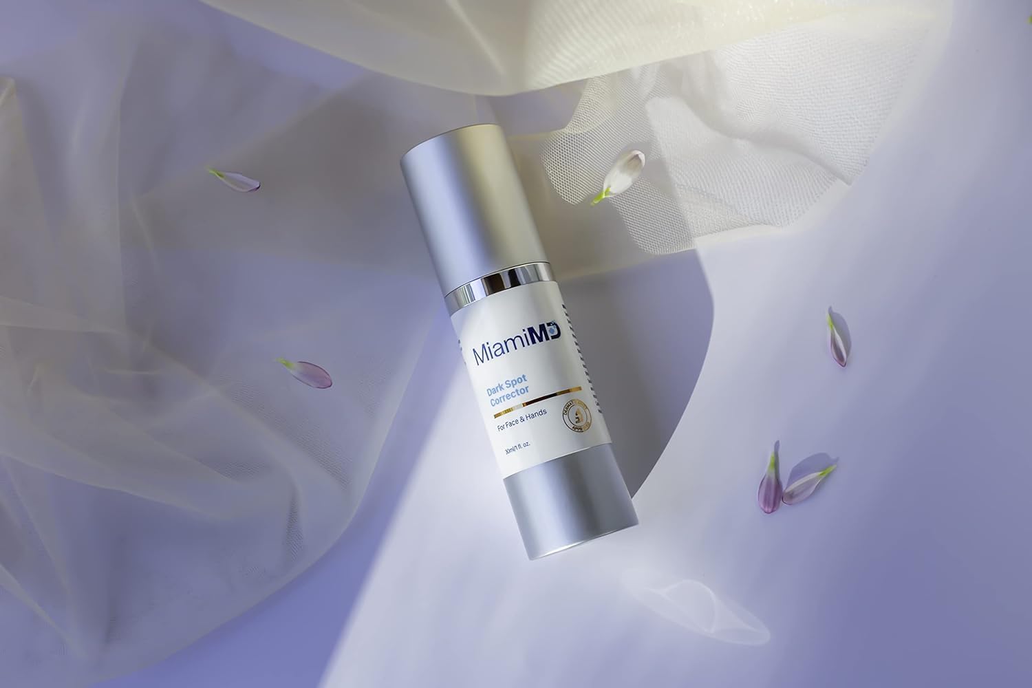MiamiMD serum packaging with clear labeling and branding.