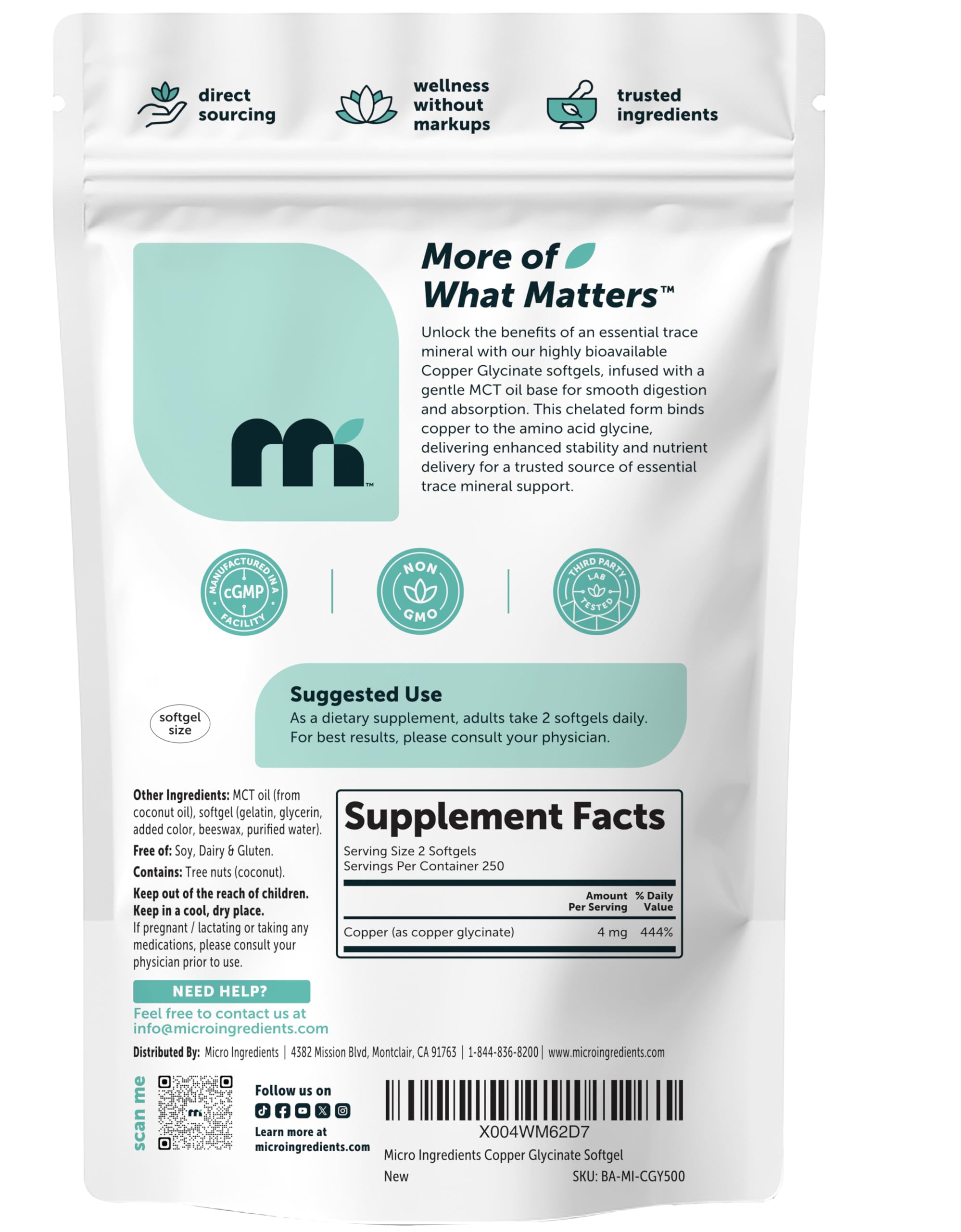 Micro Ingredients Copper Glycinate softgels poured, highlighting smooth MCT oil delivery.