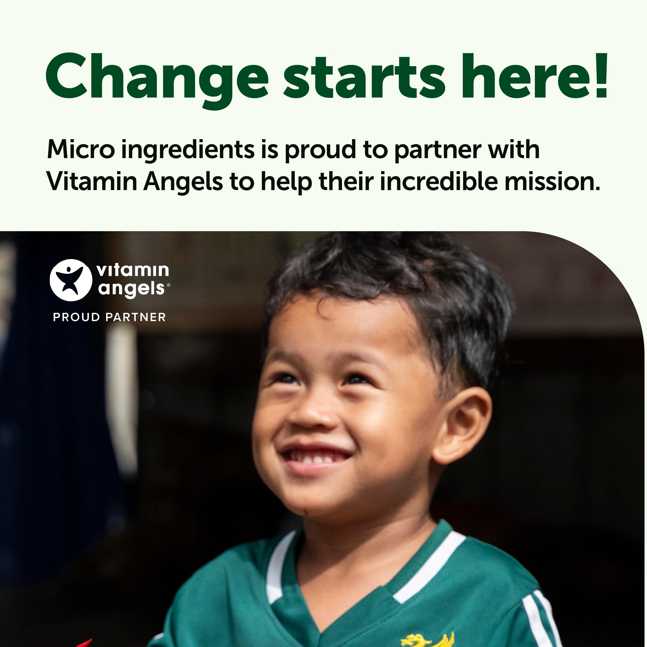 Micro Ingredients spirulina powder serving suggested for everyday greens routine.