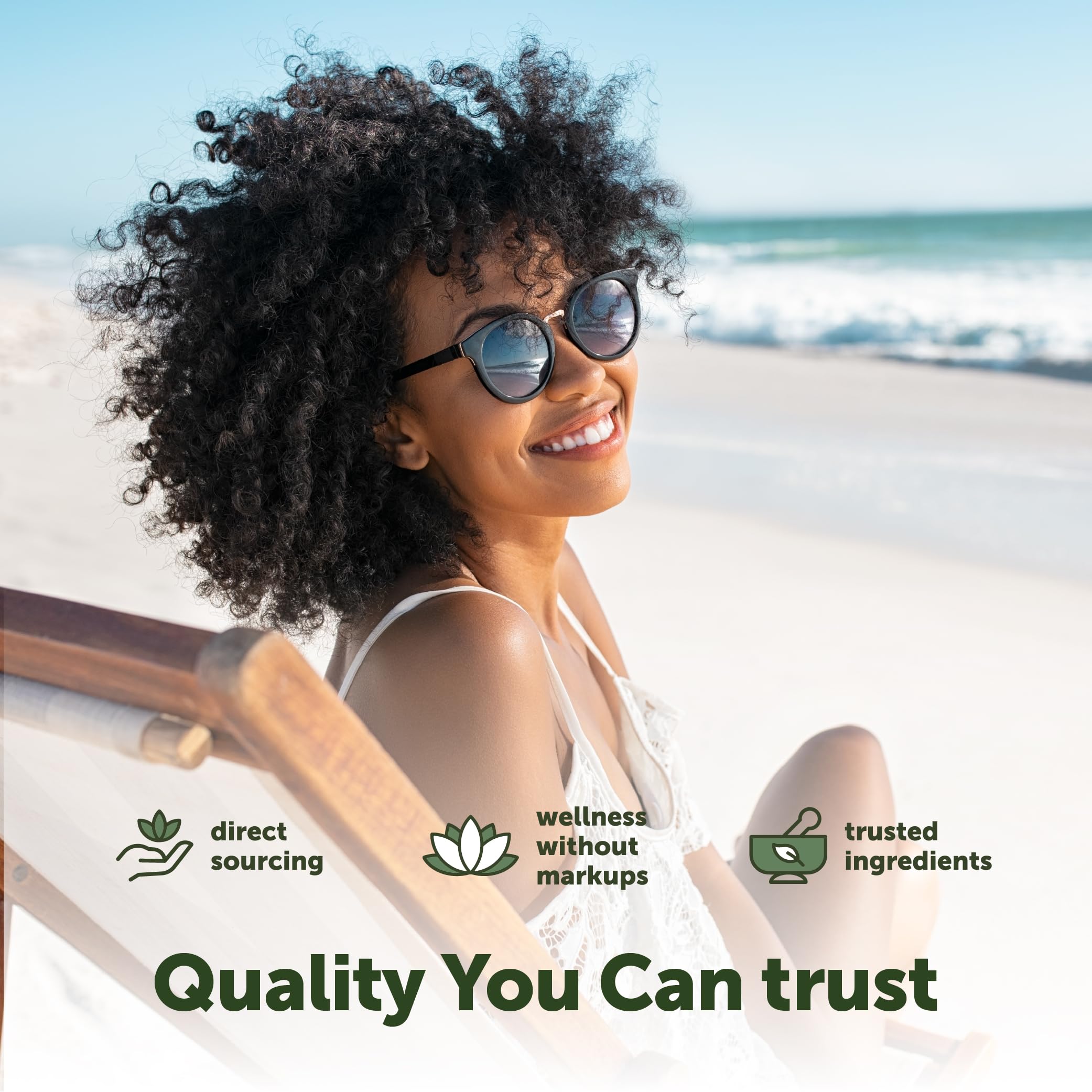 Micro Ingredients spirulina tablets rich in vitamins and minerals for daily nourishment.