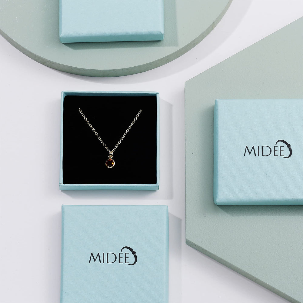 Mideeo gift box packaging makes this anklet a ready present.