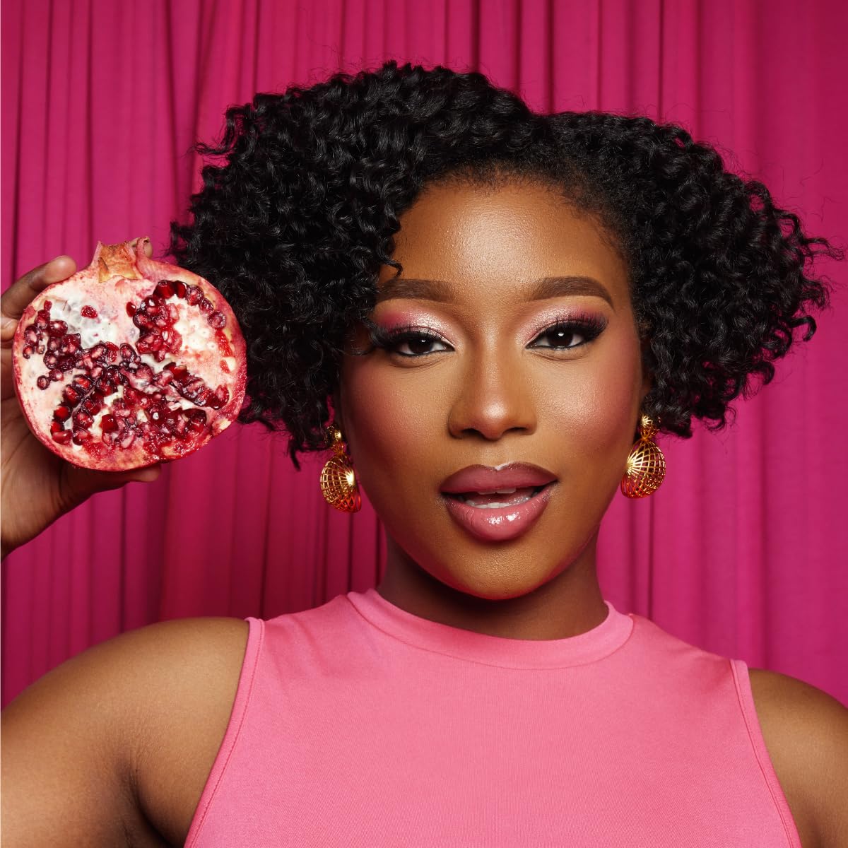 Mielle Organics Pomegranate Honey conditioner in a bathroom routine setup