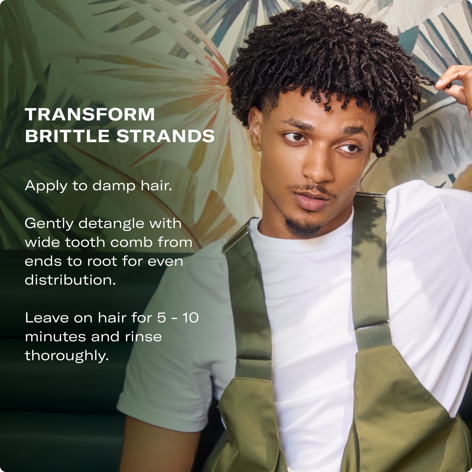Mielle Organics Rosemary Mint Strengthening Conditioner scalp massage energizes the scalp during routine.