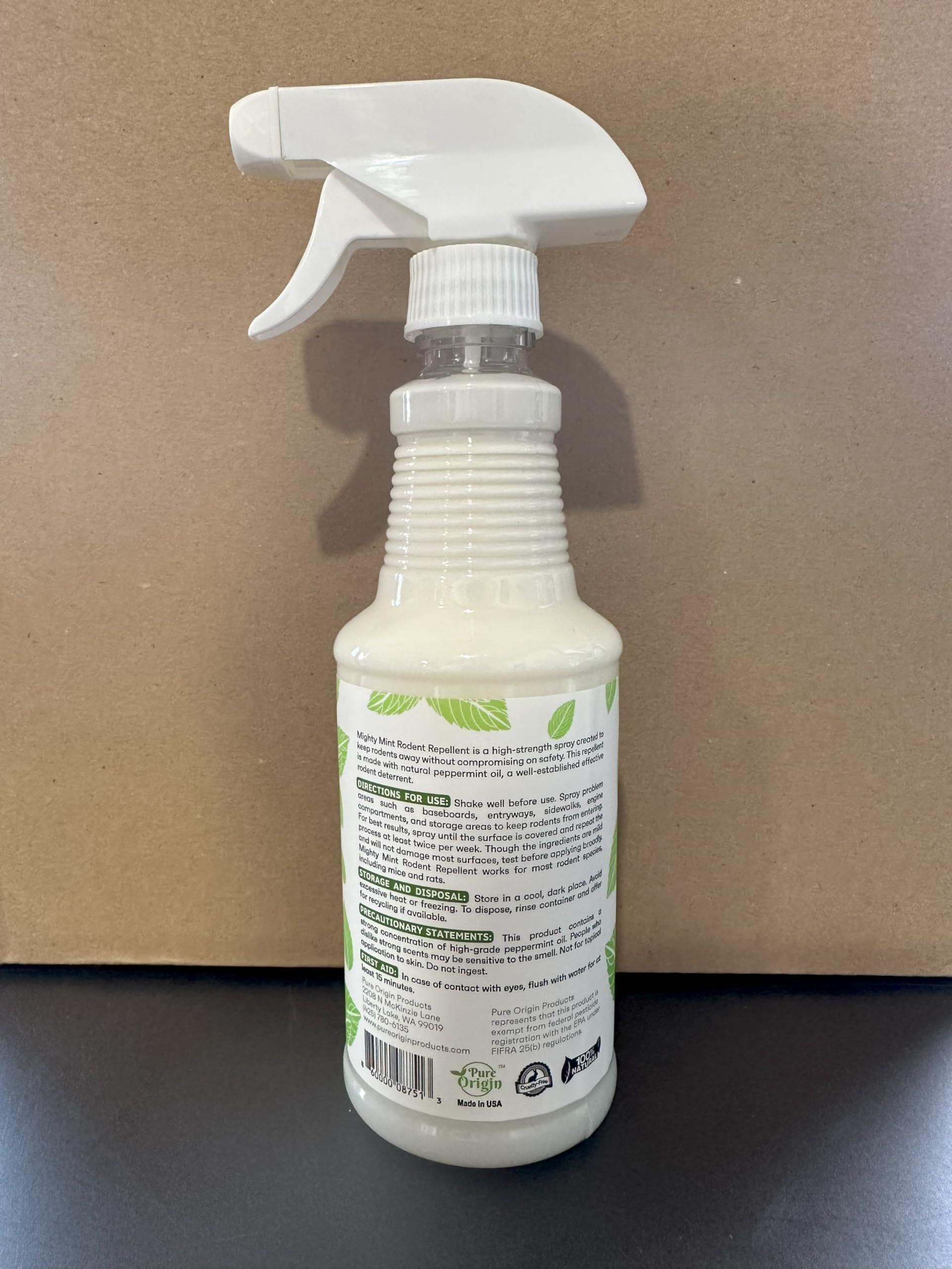 Mighty Mint peppermint oil scent leaves a pleasant aroma after use