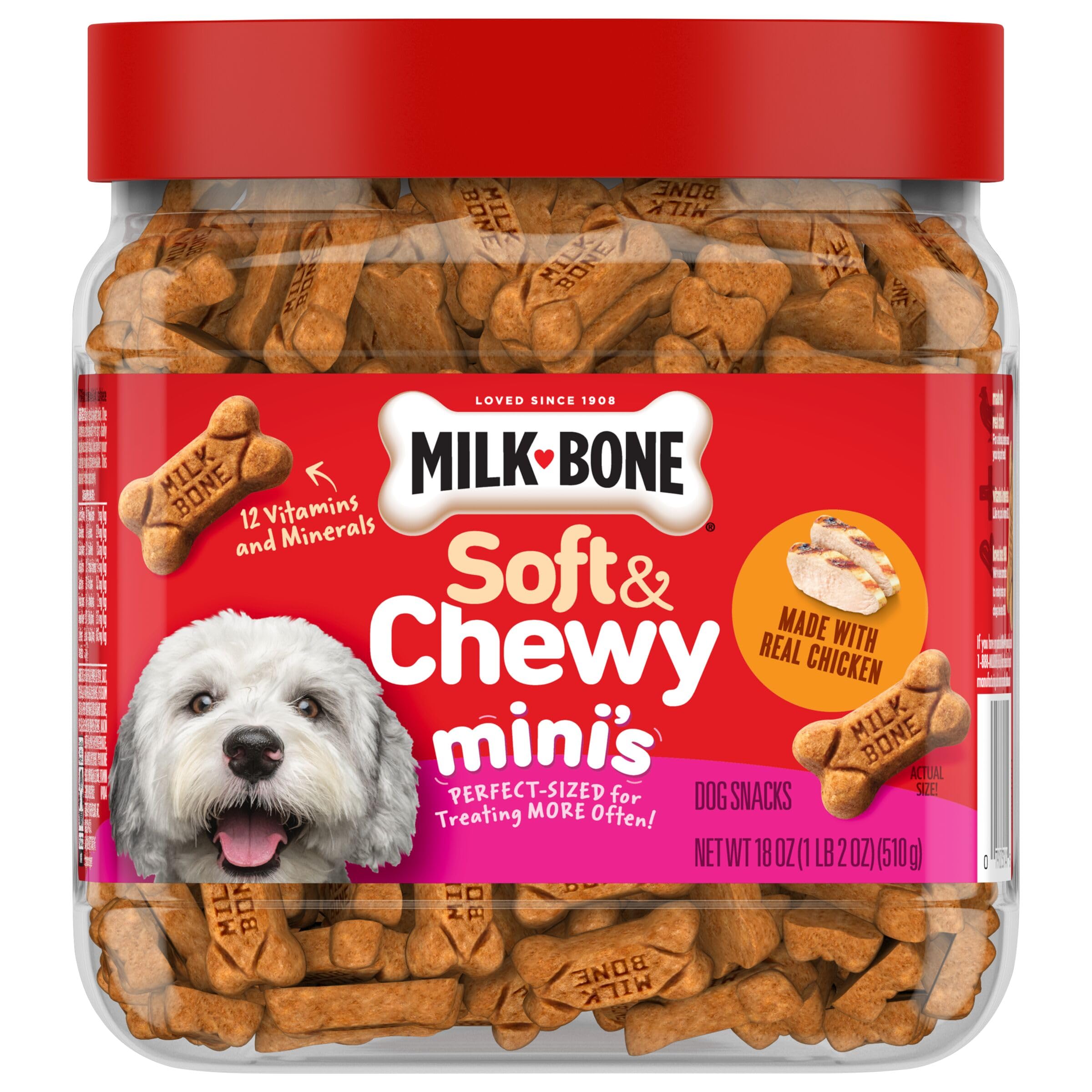 Milk-Bone Soft & Chewy Minis dog enjoying treat captures happy moments