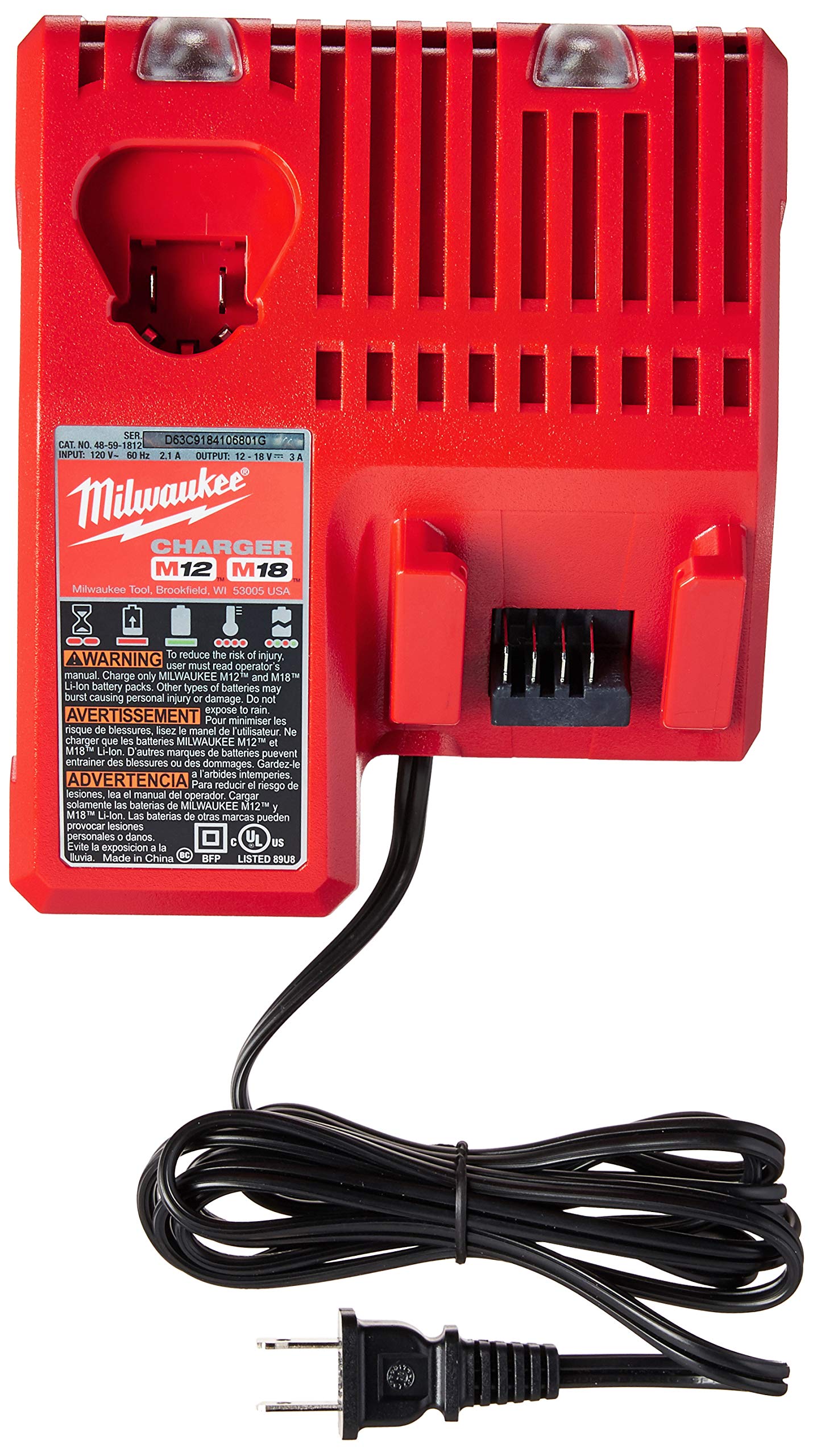Milwaukee M18 REDLITHIUM XC5.0 battery pack in packaging shows rugged design for on-site use.