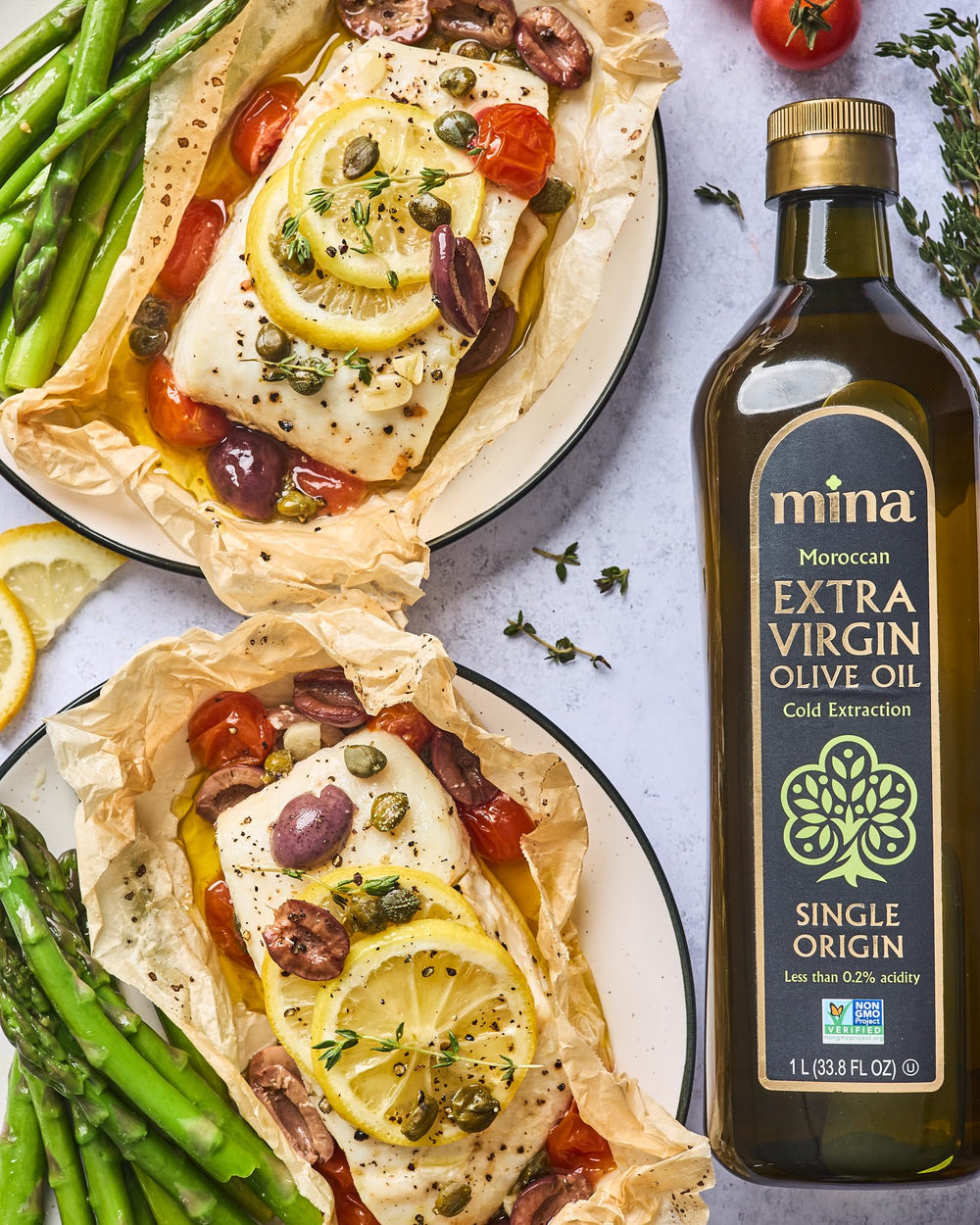 Mina 1-liter bottle in a kitchen setup supports extended cooking.