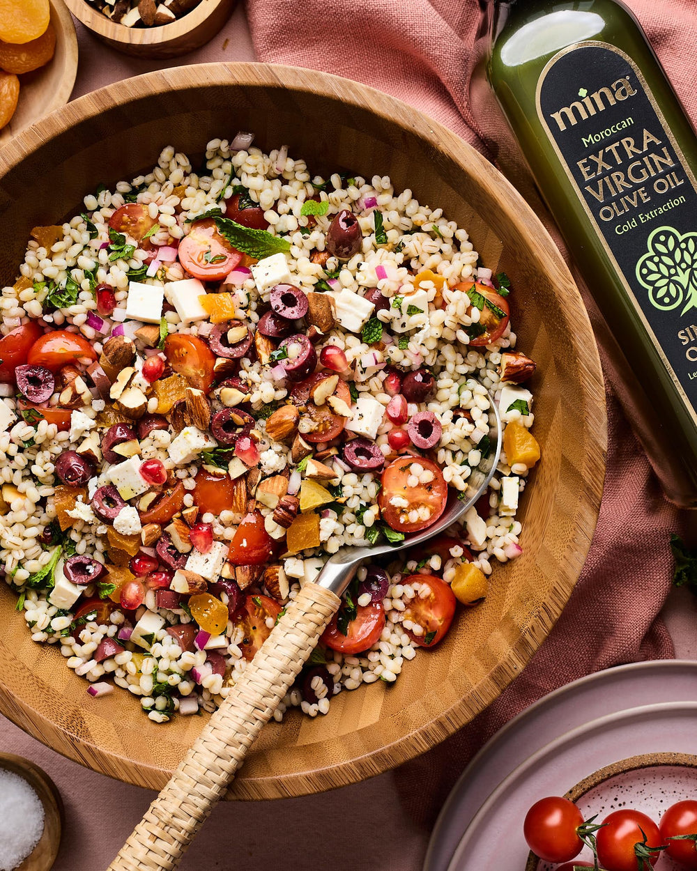 Mina 2-liter packaging ideal for family kitchens.
