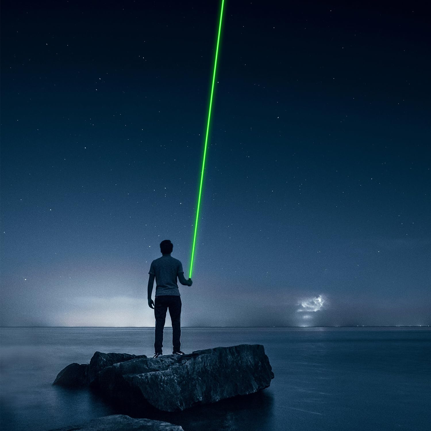 MIPREZT outdoor and astronomy use with bright green beam for distant targets.