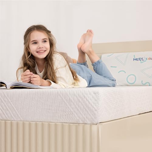 MLILY box opening demonstrates quick unboxing for busy households.