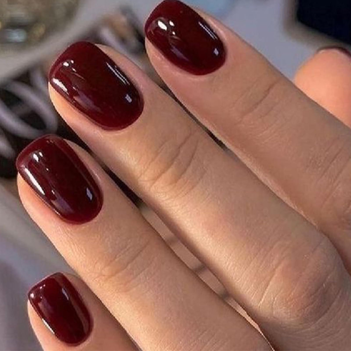 Modelones dark red short square nails kit for quick, stylish manicures