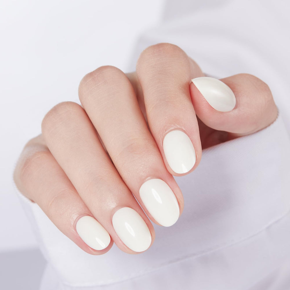 Modelones mini nail file for precise shaping on the go.
