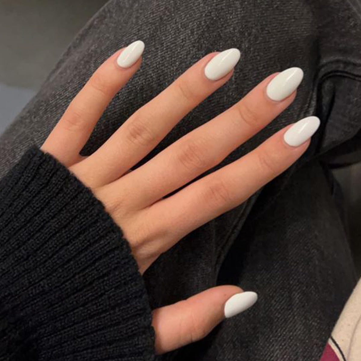 Modelones short press on nails in oval shape for a quick, elegant manicure