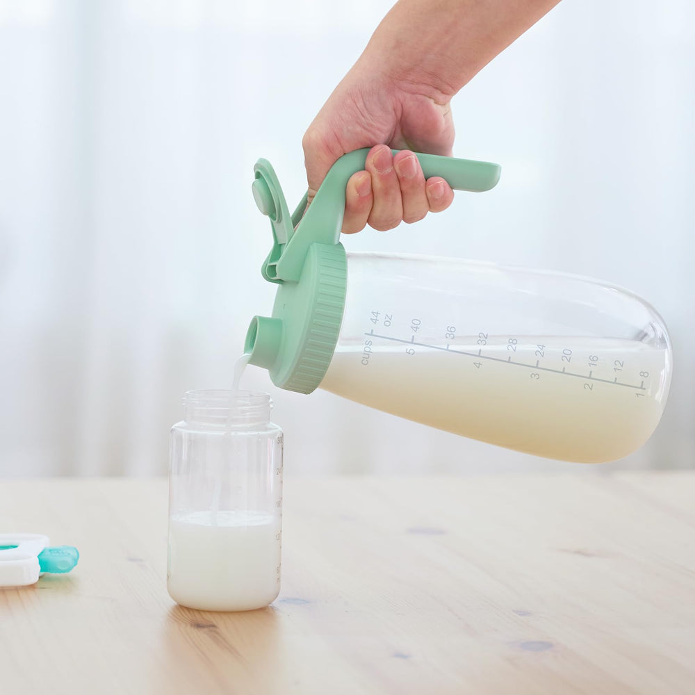 Momcozy Glass Breast Milk Pitcher for formula and beverages alike