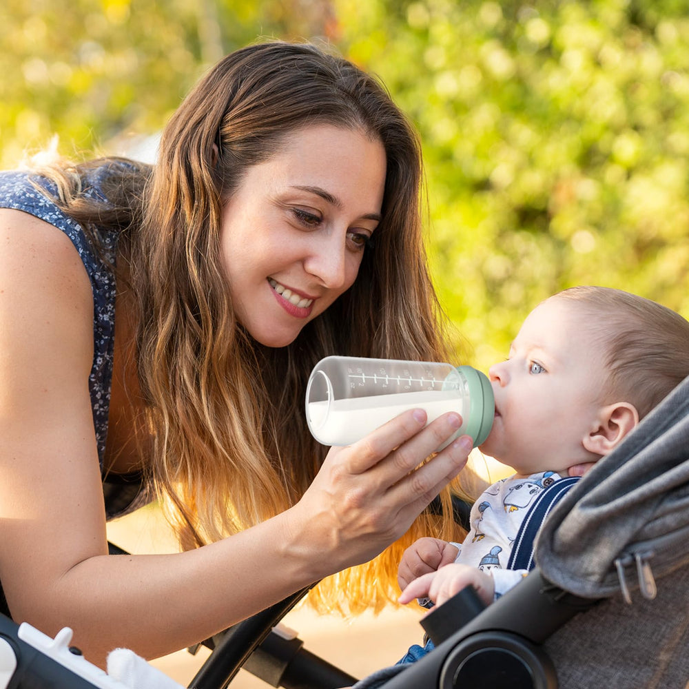 Momcozy bottle fits most breast pumps for a streamlined routine.