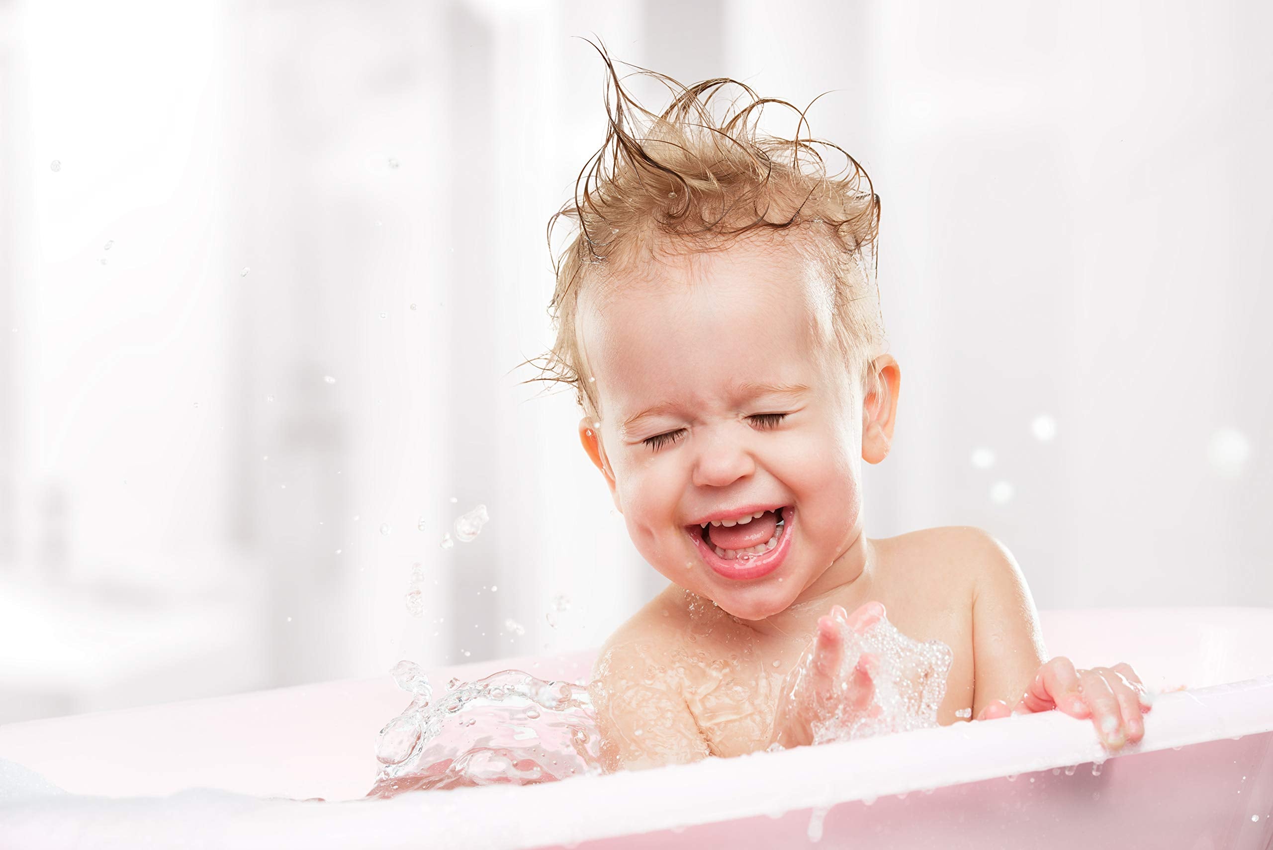 Moneysworth & Best Fun House packaging invites kids with bright fruity fragrance.