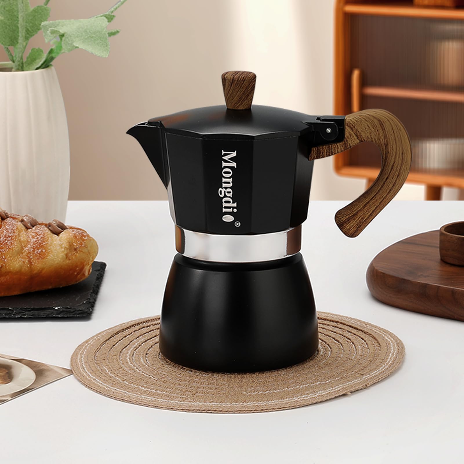 Mongdio moka pot easy cleaning after use with warm water.