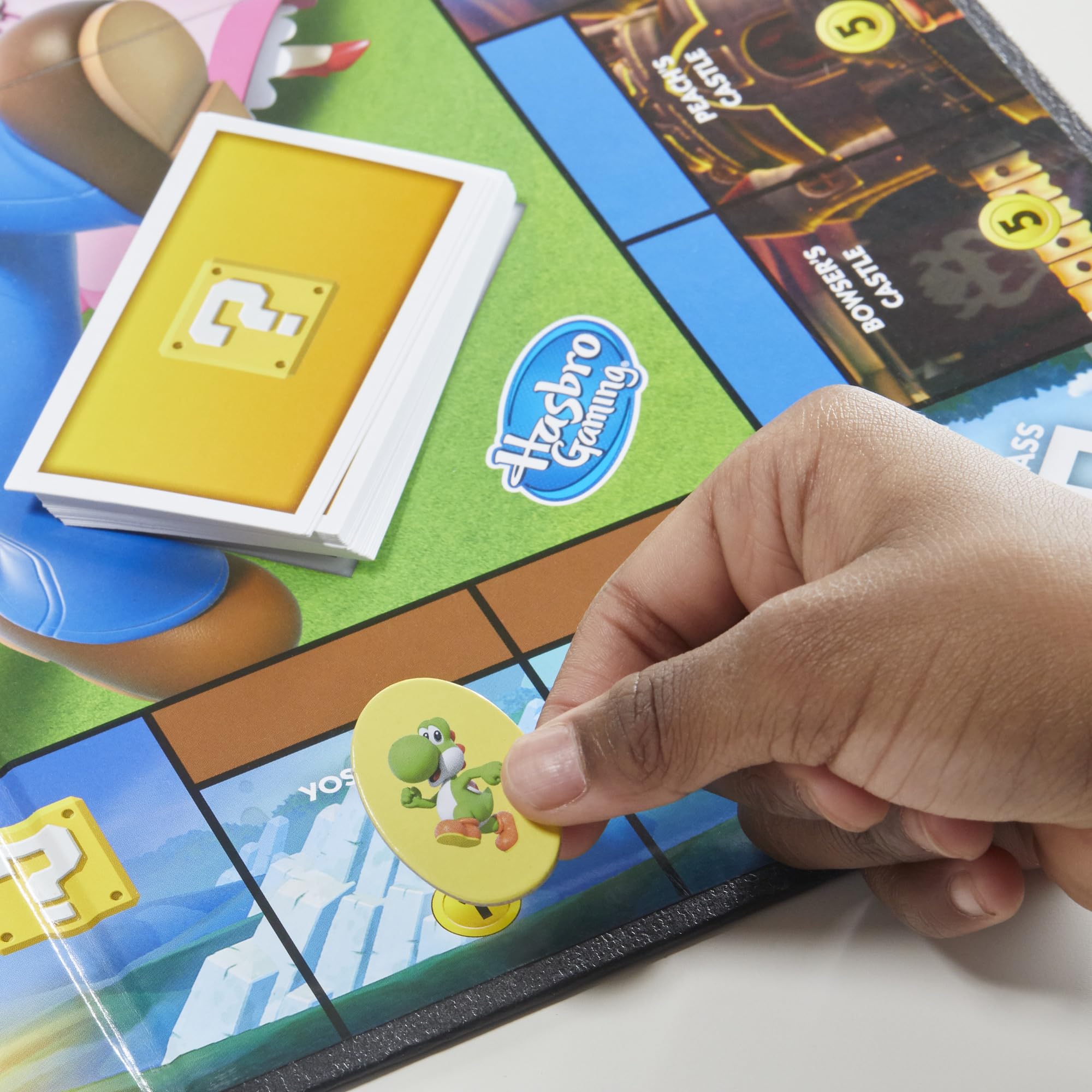 Monopoly Junior Super Mario Edition Coin Sound Unit enhances iconic in-game audio.