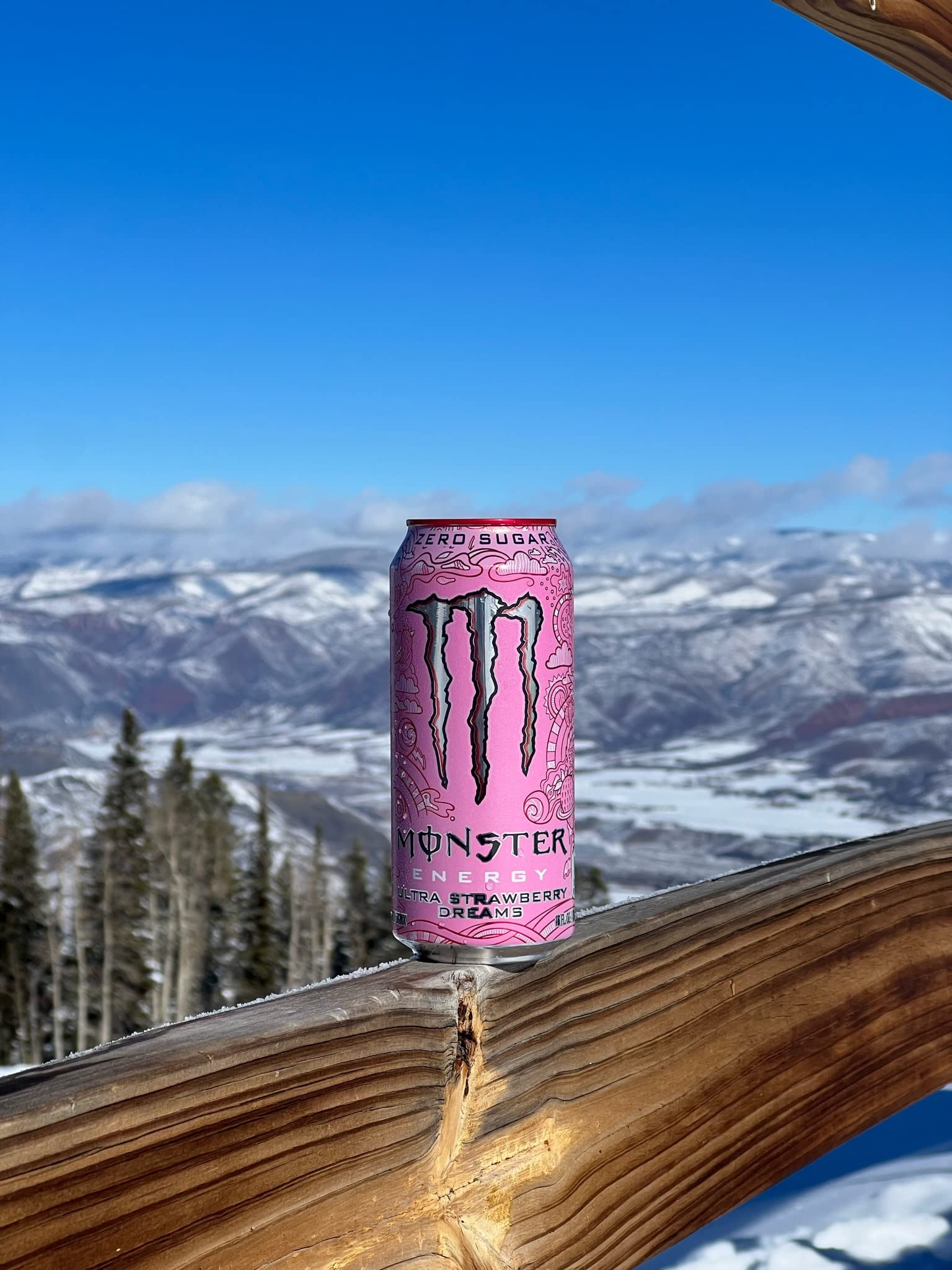 Display of a multi-pack of Monster Ultra Strawberry Dreams for convenient restocking.