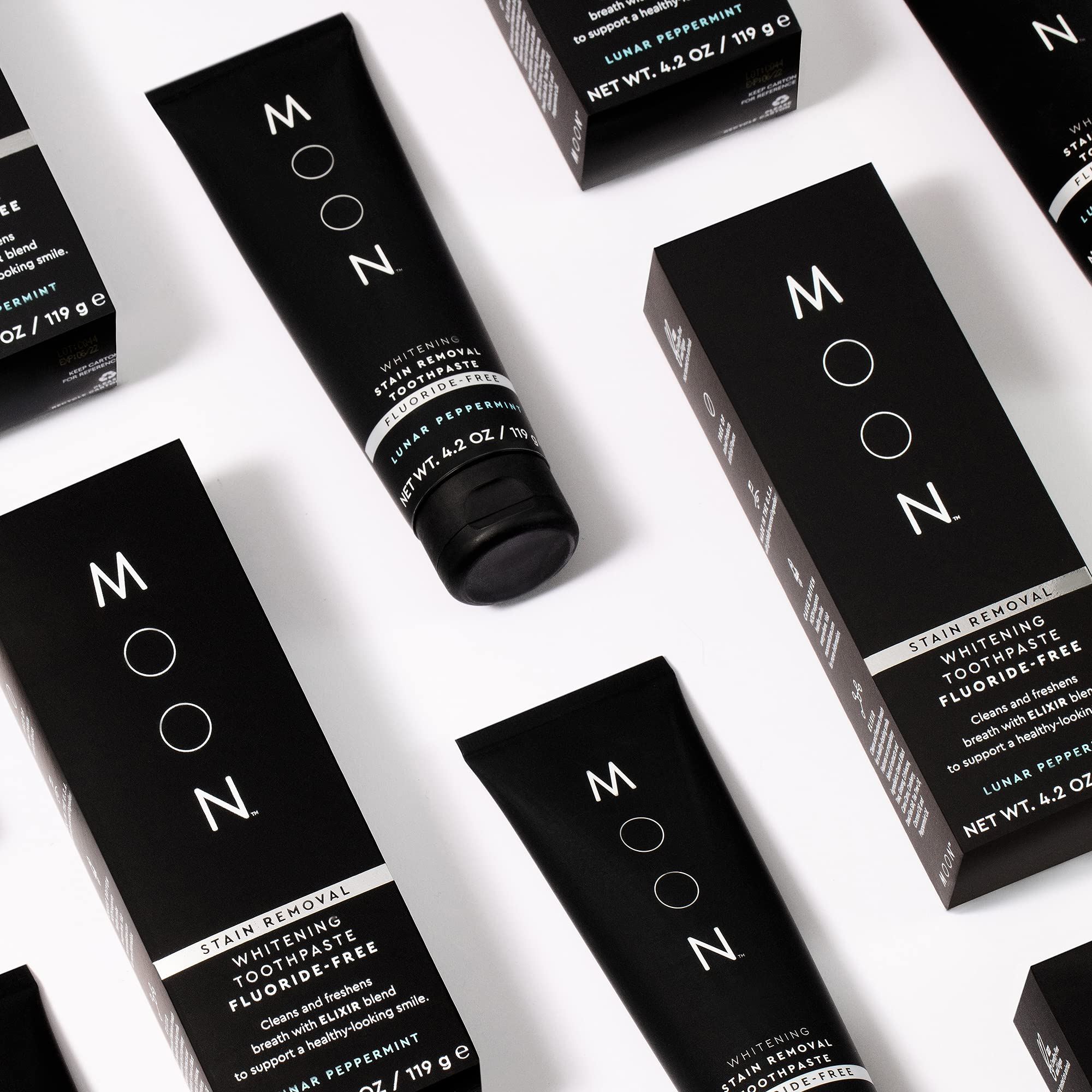 MOON mica polish detail for gentle tooth brightening