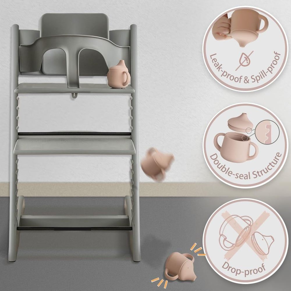 Moonkie baby-hands-friendly cup fits small hands comfortably.