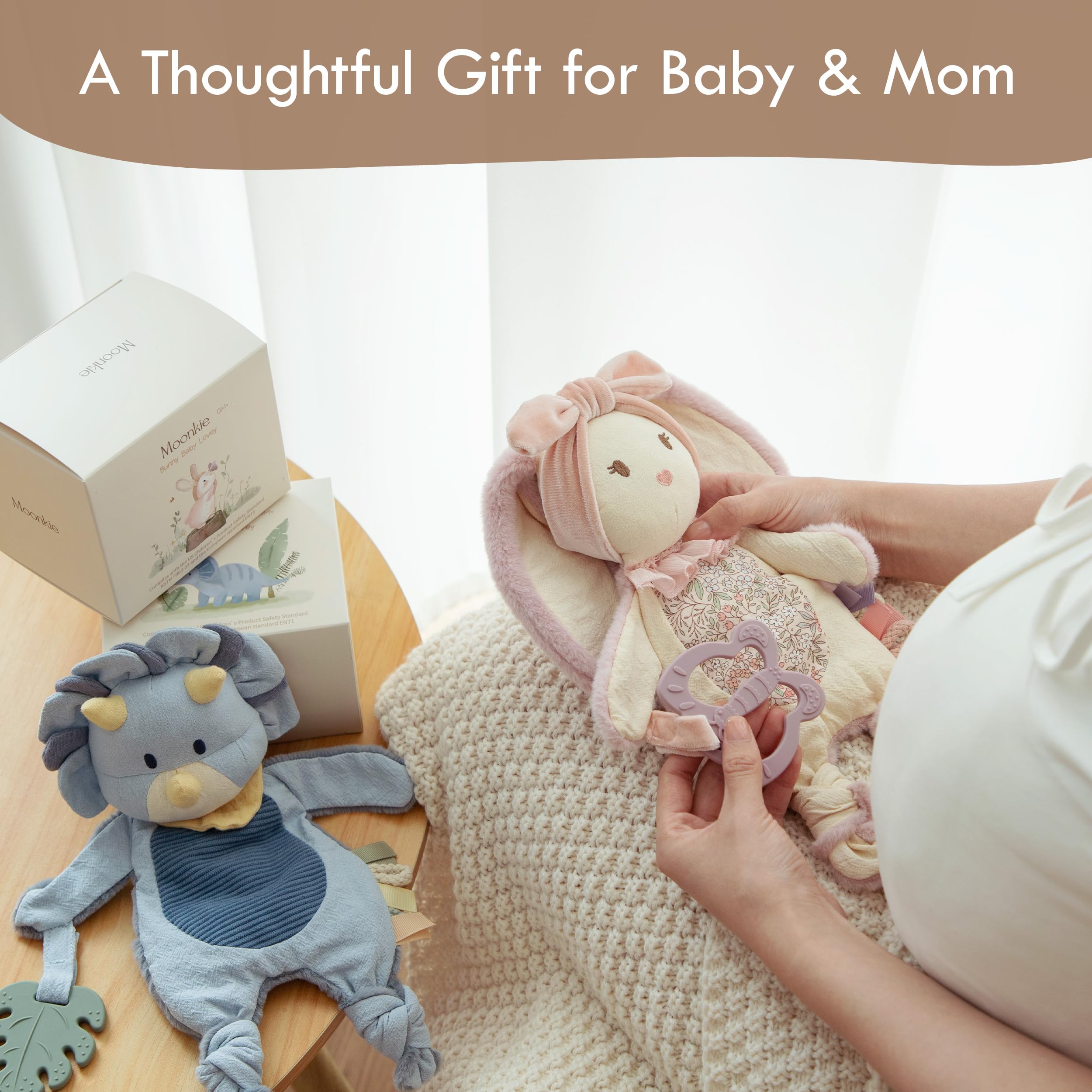 Moonkie Lovey arrives gift-ready in a decorative box