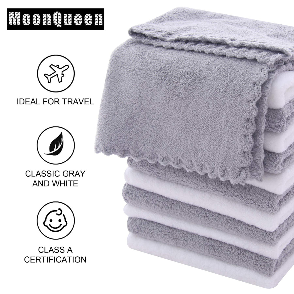 MOONQUEEN gray and white cloths pair with any beauty bag