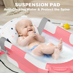 MoreFeel baby bathtub with built-in thermometer shows real-time water temperature.