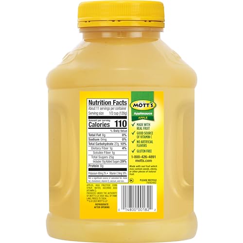 Close-up of Mott's jar label showing no artificial flavors.