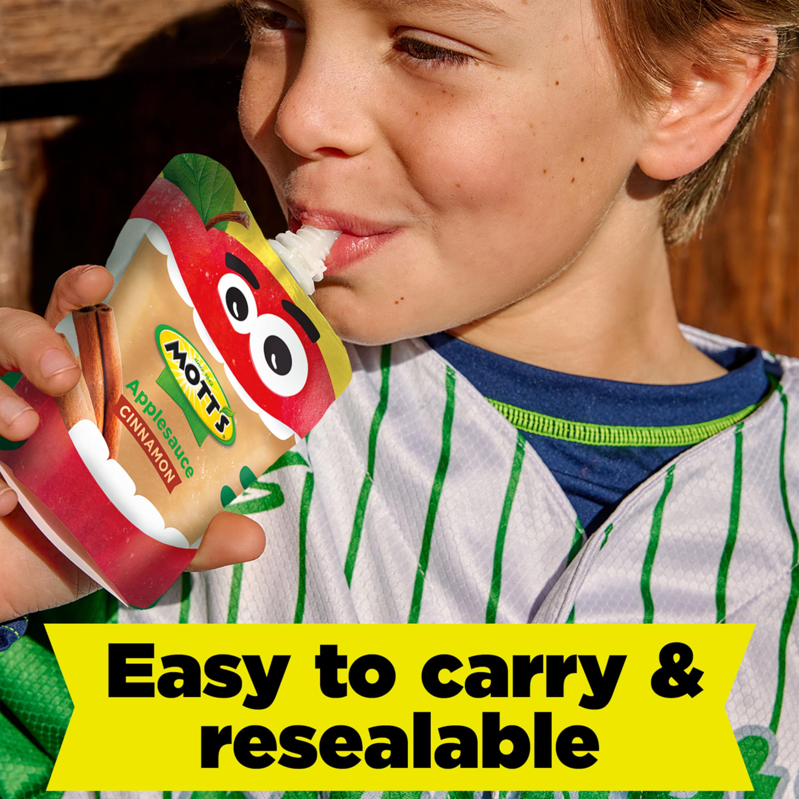 Mott's Cinnamon Applesauce kid-friendly snack time in portable pouch