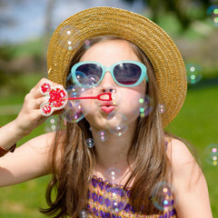 Mouse Party Favors compact 4.2-inch bubble wands fit in pockets for quick indoor/outdoor fun.