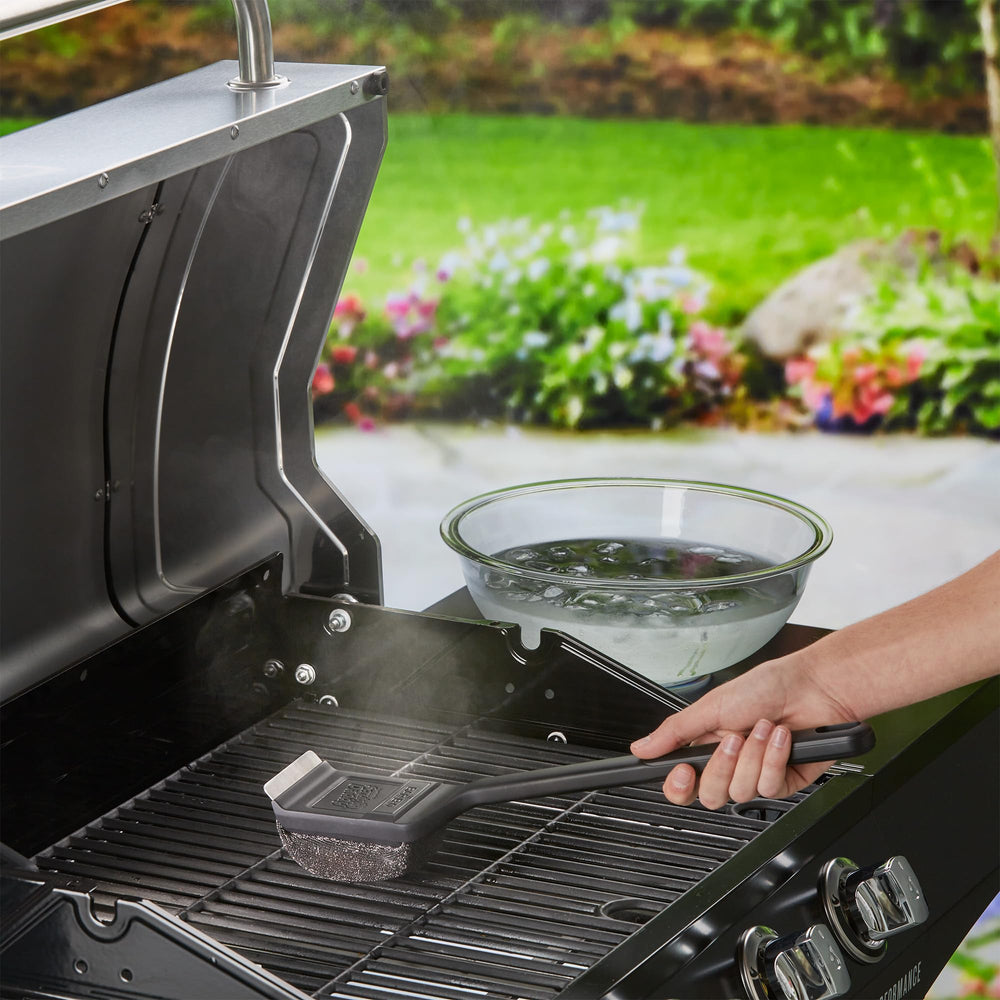 Tool compatible with gas, charcoal, electric grills, smokers, and kamado grills