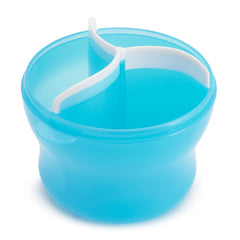 Munchkin Formula Dispenser spill-free blue enables quick bottle prep away from home