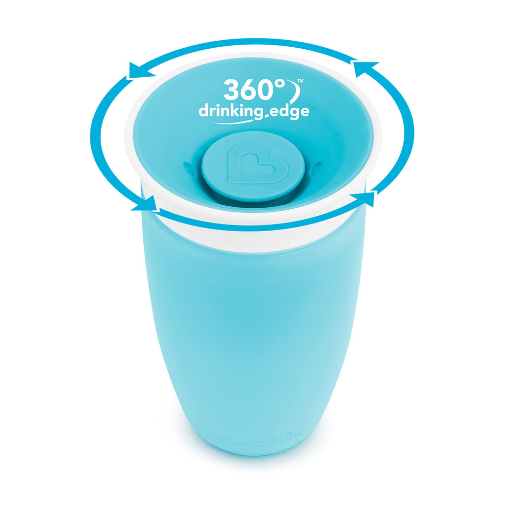 Munchkin Miracle 360 Cup easy-clean design with few parts saves time.
