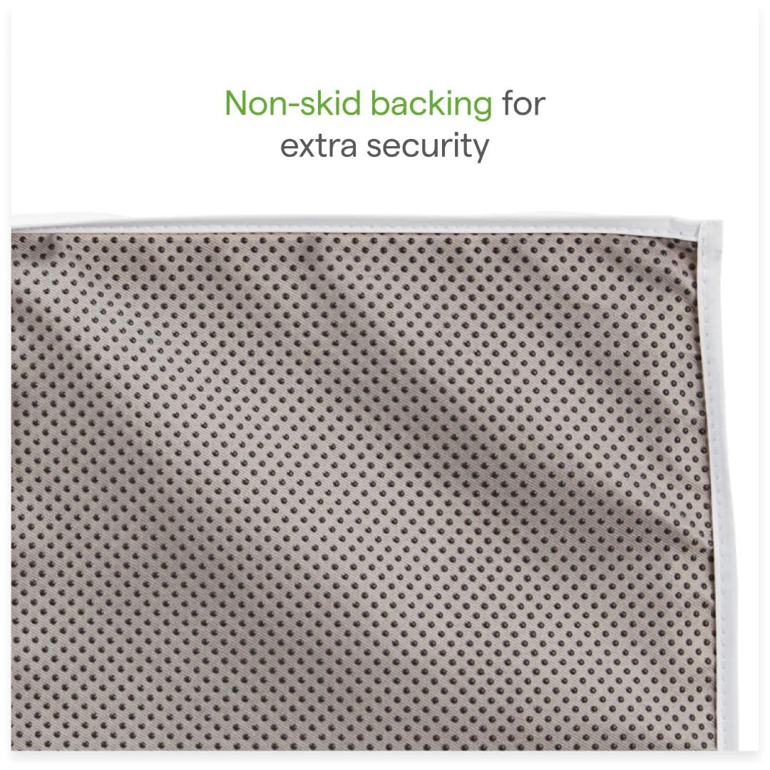 Munchkin Secure Grip pad features waterproof surface for quick cleanup.