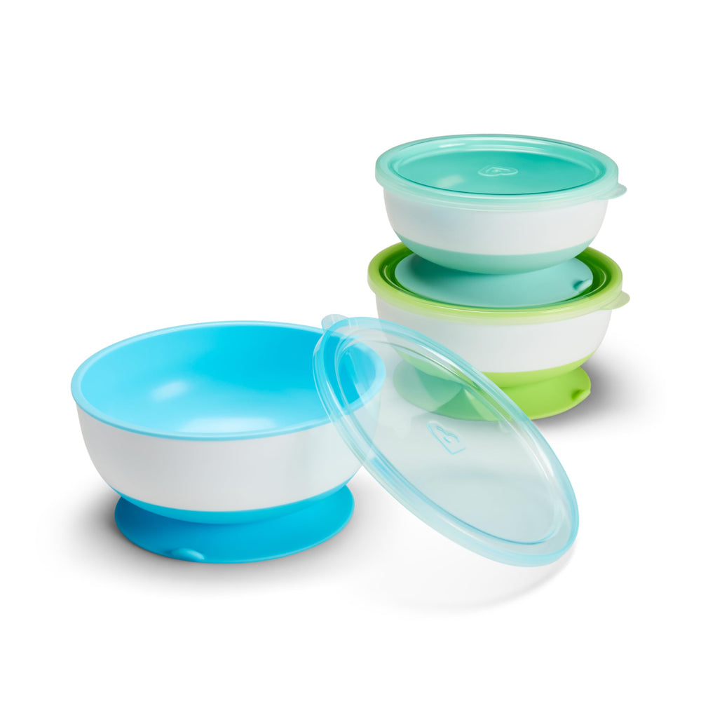 Munchkin Stay Put gift-ready bowl set for new parents.