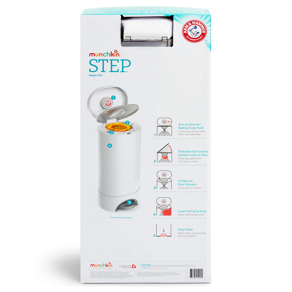 Foot pedal use demonstration on Munchkin STEP Diaper Pail