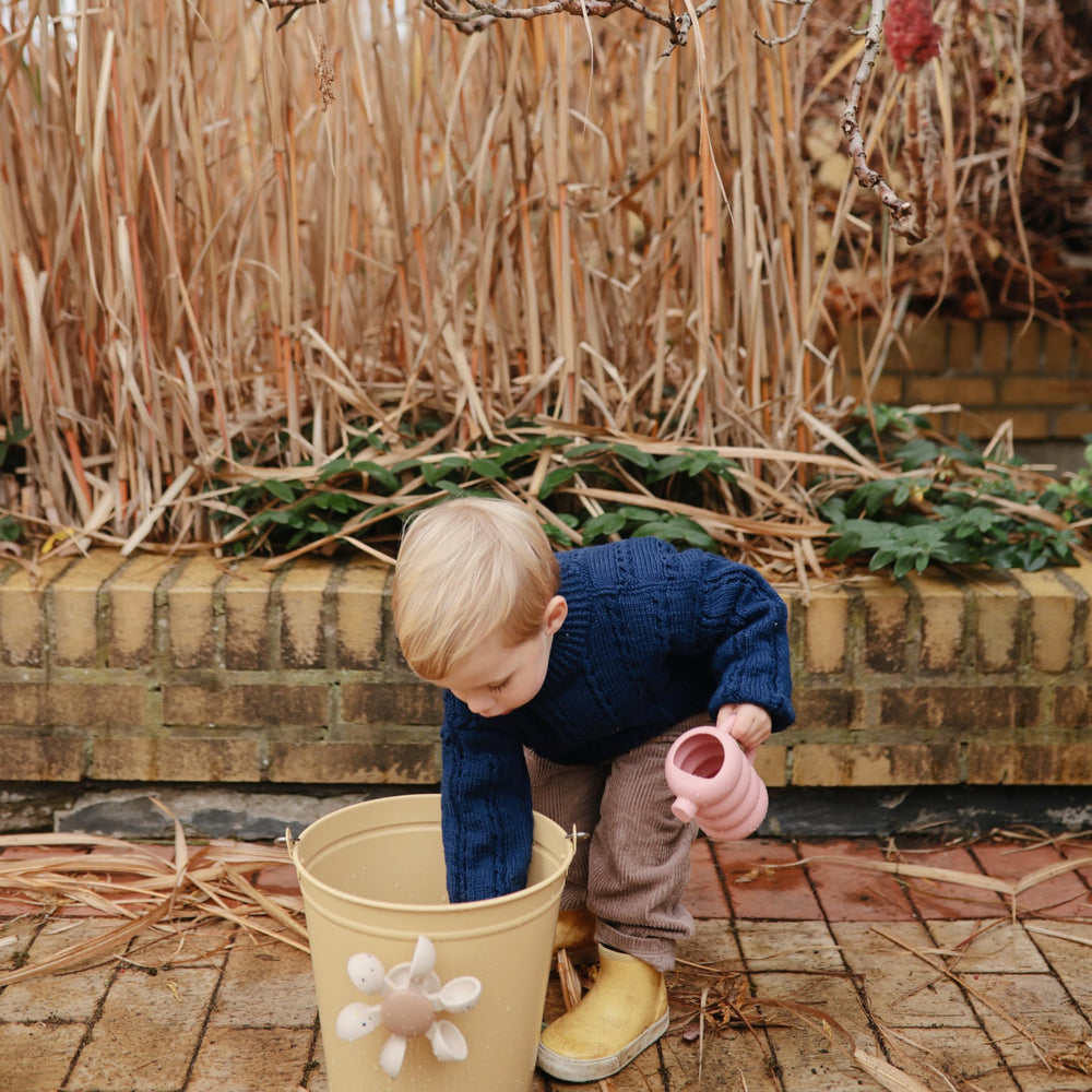 Easy to clean in the dishwasher, reducing mess after water play with Mushie.
