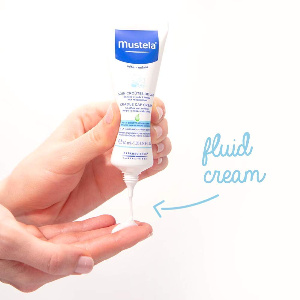 Mustela packaging shows newborn-safe, dermatologist-tested formulation.