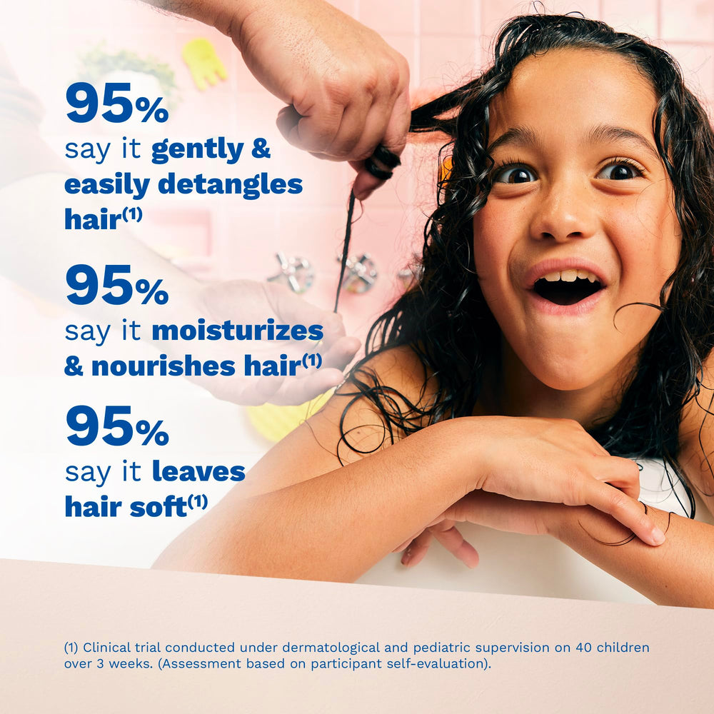 Mustela detangling conditioner on wet hair helps smooth, reduce knots.